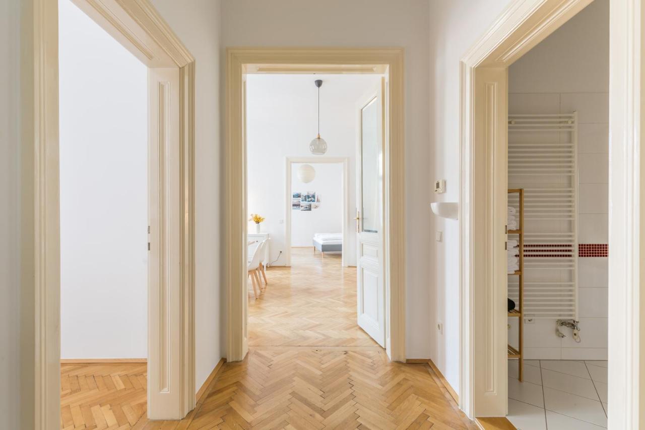 Grand Viennese Viena